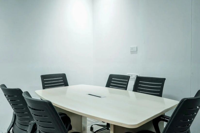 Bloomdesk Kandivali West